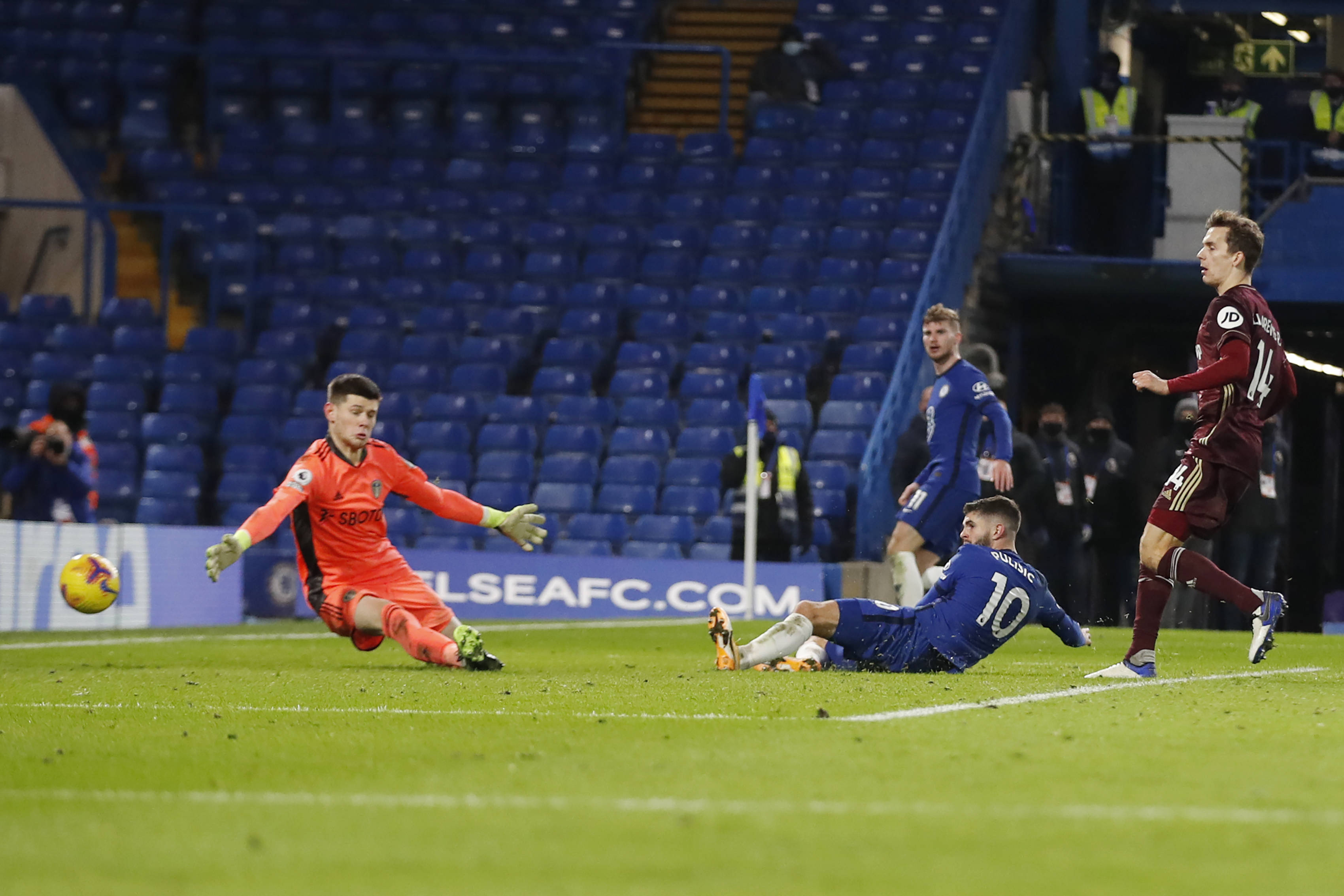 随之而来的 随之而来的